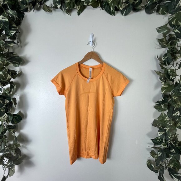 Lululemon Athletic Swiftly Tech Short Sleeve 2.0 Shirt Wheat Yellow Size 6 - Picture 1 of 7